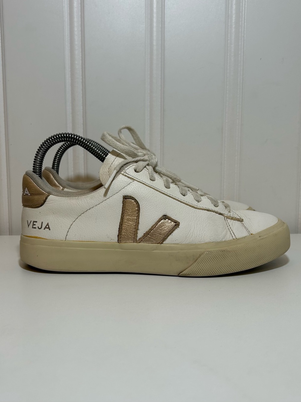 Veja esplar Women's Low-Top Sneakers in White and pink rose Gold Metallic
